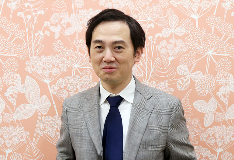 榎本 登志雄氏