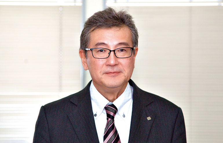 新戸部 洋輔氏
