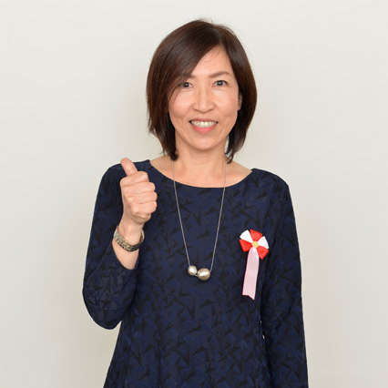 島 千鶴さん