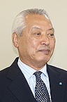 石田 繁一氏
