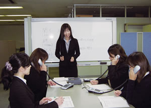 電話応対研修ツール「てるコーチX」 （若手社員の電話応対の苦手