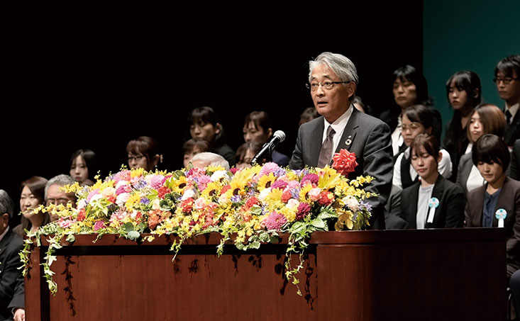 祝辞をする北村亮太氏