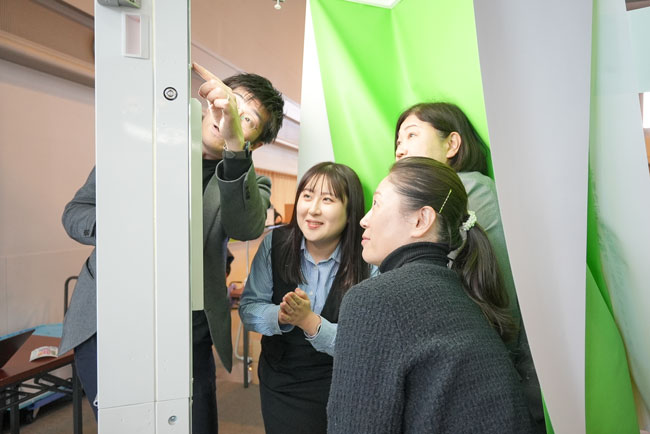 お土産品販売ブースの様子