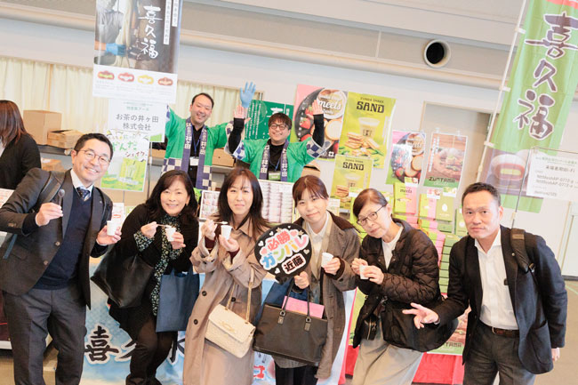 お土産品販売ブースの様子