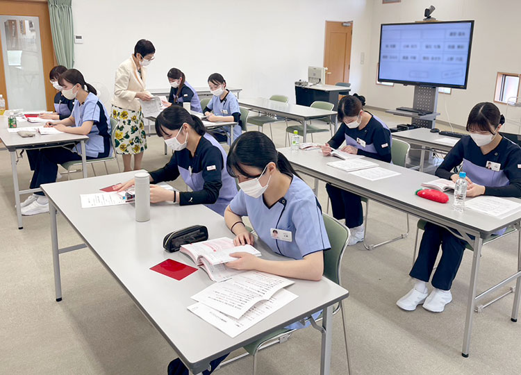-医療法人徳真会グループ　株式会社ゼネラル-患者さまの自己尊厳の満足のために電話応対技能検定や社内コンテストを実施
