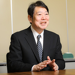 代表取締役社長 横山 秀一氏