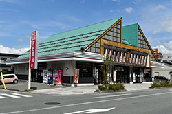 ▲佐野薬局通町本店の外観