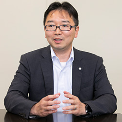 法人戦略部 公務・地方創生室 部長代理 山崎 陽介氏
