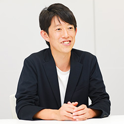 デジタルビジネス推進室 課長 柏尾 明希人氏