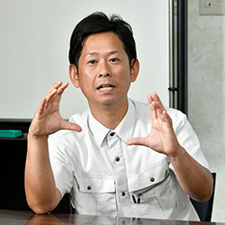 取締役 管理本部長 江藤 怜氏