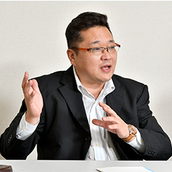 株式会社グローバル・コンストラクション 代表取締役 郡 文治氏